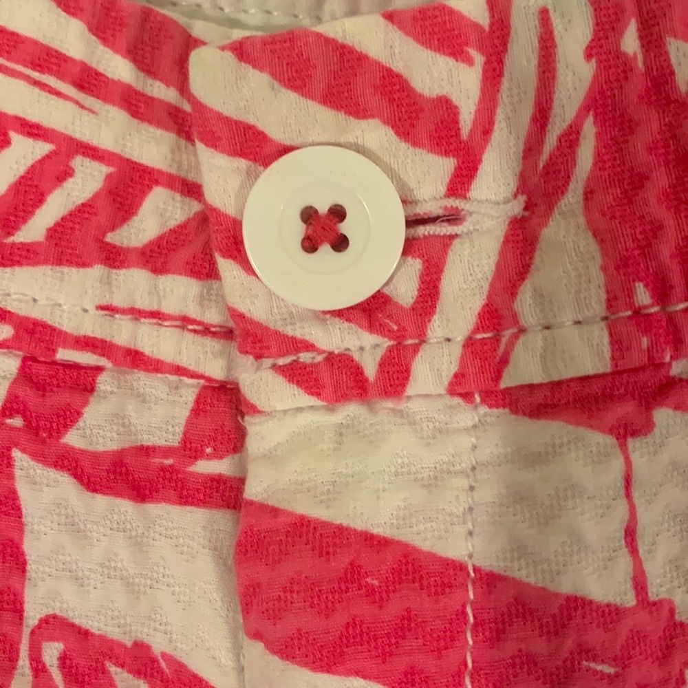 Lilly Pulitzer Callahan shorts - Picture 4 of 5